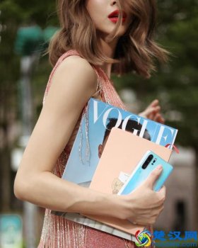  时尚编导是什么工作（时尚界永远的老佛爷-卡尔·拉格斐）