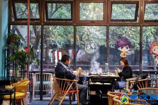  火锅中的香草是什么做的（火锅中香料的比例是多少）