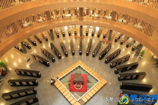 2019年文科女生学什么专业好,未来就业好前景推荐!