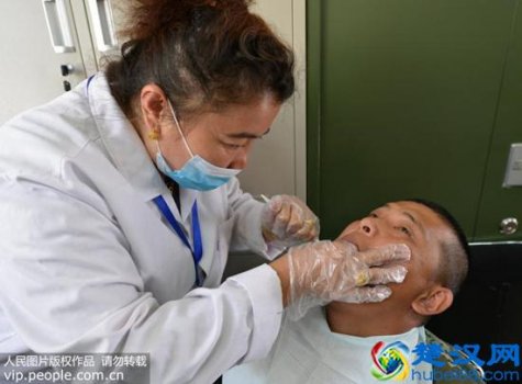  洗牙粉怎么用（牙粉一星期用几次）