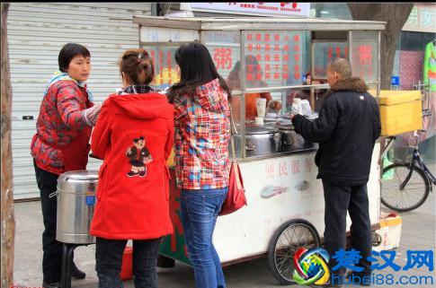  菜市场做什么生意好（菜市场周边开店月赚1万）