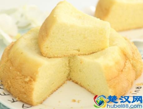  蛋糕怎么做（电饭锅蛋糕怎么做不粘还蓬松？）