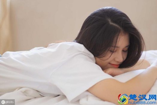  晚上失眠吃点什么好处（慢性失眠怎么办）