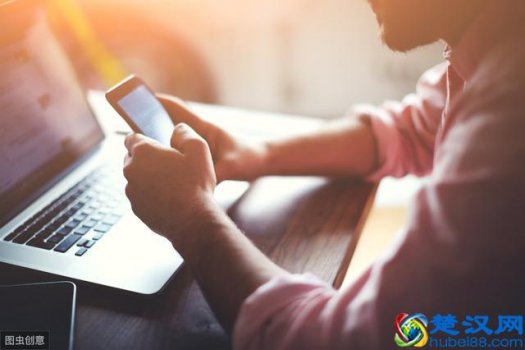  女性白领上班做什么副业挣钱（适合上班族的25个副业）