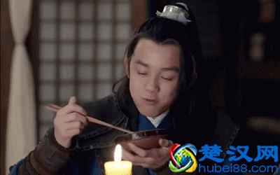 小吃车适合做什么麻辣烫蔬菜(做麻辣串小吃车生意多久能回本)