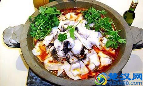  石锅鱼用什么鱼做法大全（正宗石锅鱼的做法）