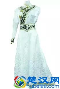  蒙古族喜欢什么颜色（你可知道蒙古族各种颜色代表的意思？）