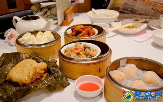  怎么去香港旅游（第一次去香港玩3日游路线怎么安排）