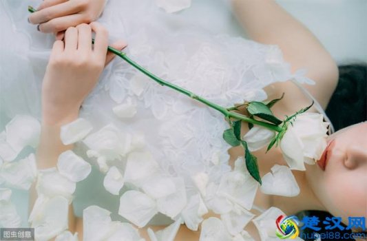  视频怎么压缩（如何做到1G视频压缩到30M不失真）