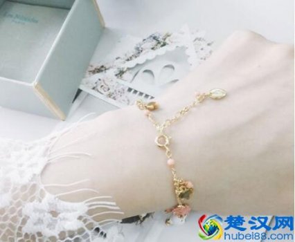  哎呀呀加盟费多少钱，哎呀呀前景怎么样！