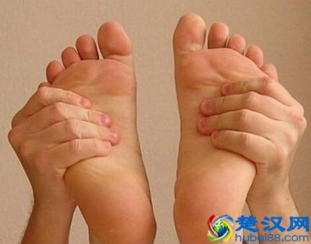  怎么治疗脚臭？彻底根治有绝招