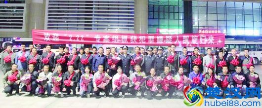  女主播诱惑的背后故事（女主播的相关消息）