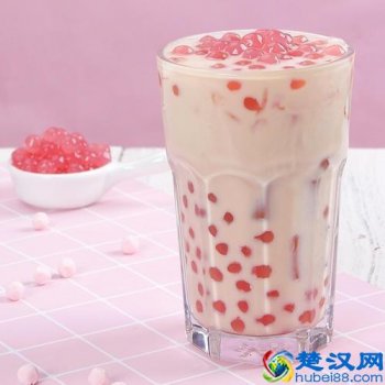  奶茶放什么东西好吃（奶茶里加什么东西好吃受欢迎）