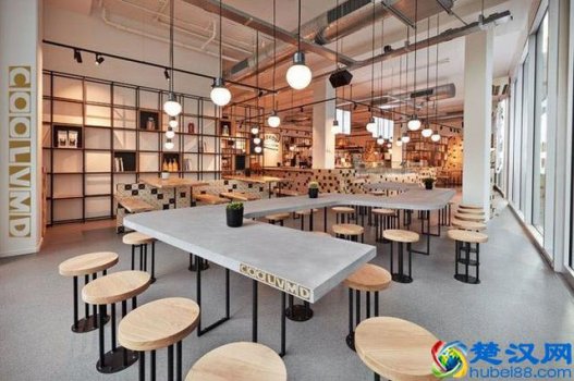  奶茶店需要什么机器（开家奶茶店要准备哪些东西）