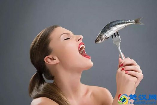  顺水鱼馆锅底有什么特色（超值4人餐299）