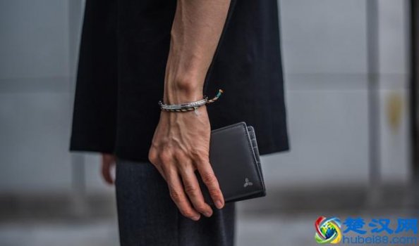  男款钱包什么牌子好看（选钱包应该注意什么细节）