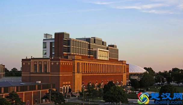  香槟大学在哪个洲（伊利诺伊大学厄巴纳香槟分校简介）