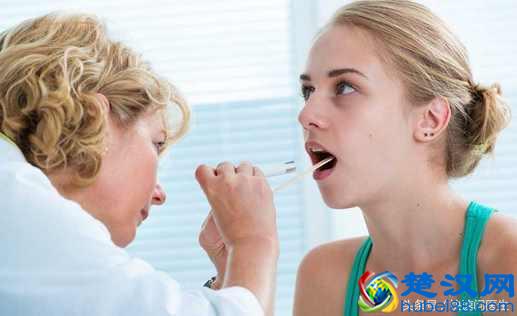  喉咙发炎吃什么药，教你几招食疗解决！