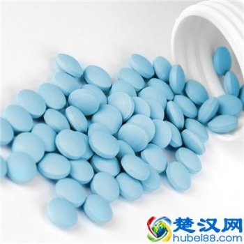  盆腔积液吃什么药效果最好，盆腔积液有哪些症状！