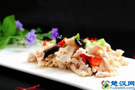  男生没学历低学什么技术合适？学厨师是不错的选择（创业当老板）