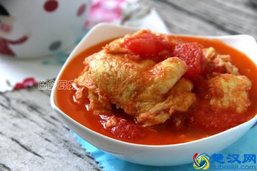  番茄炒蛋怎么做好吃又简单（不粘锅的番茄炒蛋做法）