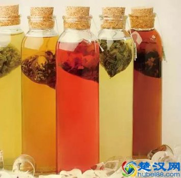  新手开奶茶店需要准备什么材料（资深店长教你如何开好奶茶店）