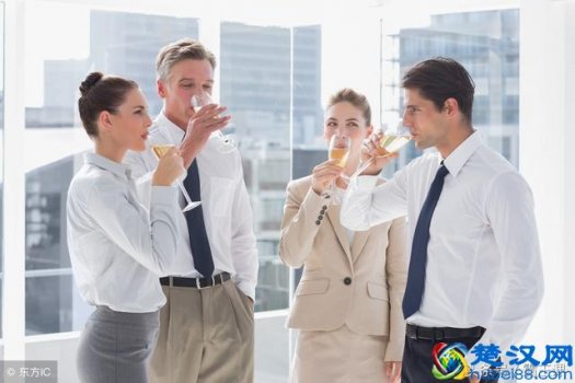  合伙做什么生意赚钱（合伙生意好做么）