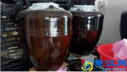  倒卖酒需要办理什么证（卖酒需要办理什么相关手续）