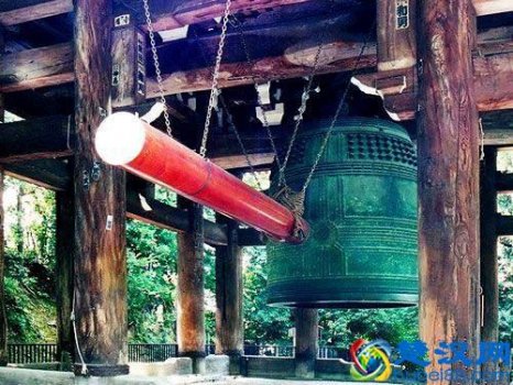  佛牌是什么材料做的？泰国佛牌正牌和阴牌的区别