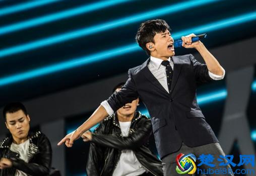  假声怎么练得厚实（声带增厚可以唱歌吗）