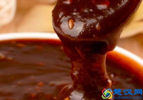  甜面酱怎么做面条吃（炸酱甜面酱和肉比例）