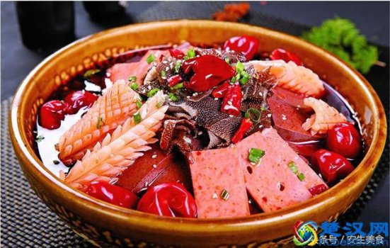  毛血旺是什么菜系（正宗的毛血旺是什么动物学做的）