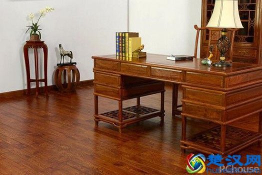  复合地板什么牌子好（复合地板选购指南）