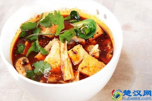  2019做什么小吃最赚钱（餐饮人怎么做到小吃月入50万）