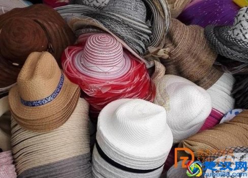  200元摆地摊卖什么（适合摆地摊的产品）