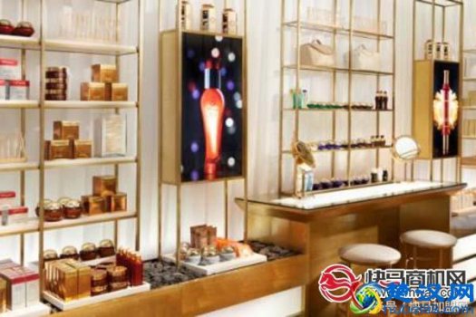  学化妆毕业后开什么店（化妆品店需要做的准备）