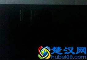 电脑黑屏是什么原因(教你一招就可以解决黑屏原因)