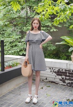 女人约会穿什么衣服(女人约会穿衣搭配技巧)