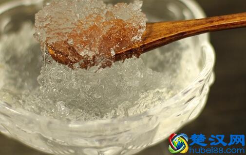  雪燕是什么东西（雪燕和燕窝有什么区别）