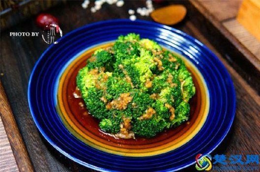  西兰花怎么做好吃？这样做简单又好吃，堪比五星级酒店厨艺
