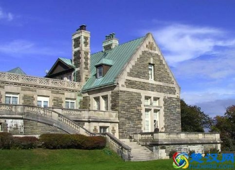  哥伦比亚大学世界排名第几（哥伦比亚大学留学需要多少钱）