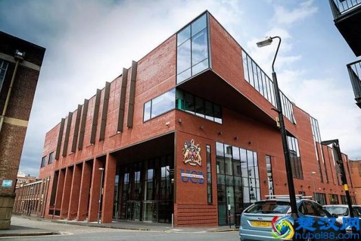  伯明翰大学学院学费要多少（伯明翰大学学院有什么优势）