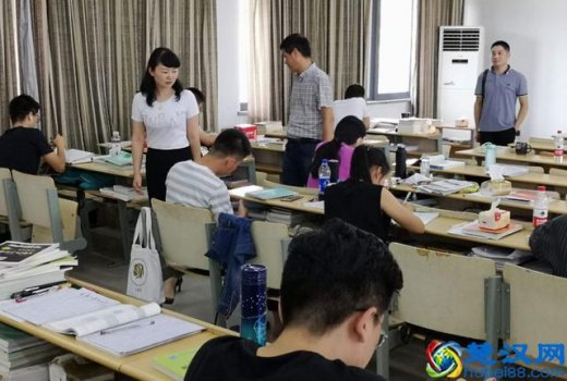  一般考研专业课什么时候开始准备（高分学长教你注意几点细节）