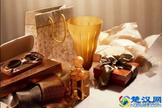  精品店加盟（义乌十元精品店加盟怎么样）