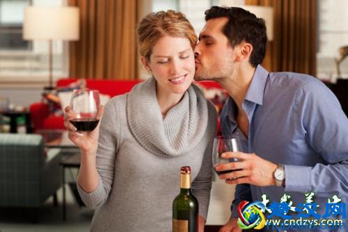  性暗示是什么意思（6大极具诱惑性暗示）