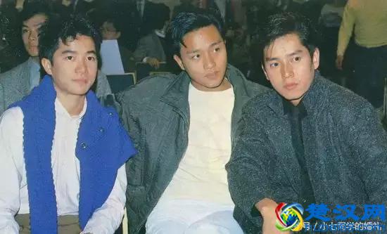  陈百强什么原因怎么走的（香港集体怀念陈百强）