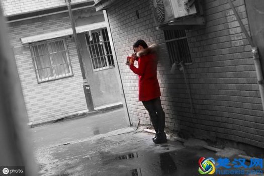  拉皮条是什么工作(21岁大学生拉皮条赚了几万块)