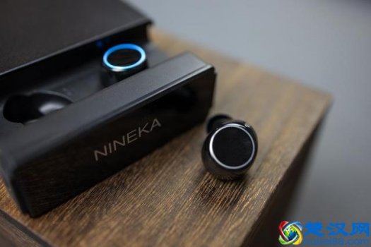  什么牌子的蓝牙耳机好用性价比又高（发烧友力荐4大性价比王牌）