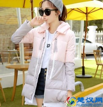  中学女孩子穿什么好看（选对款式必定美上一番）