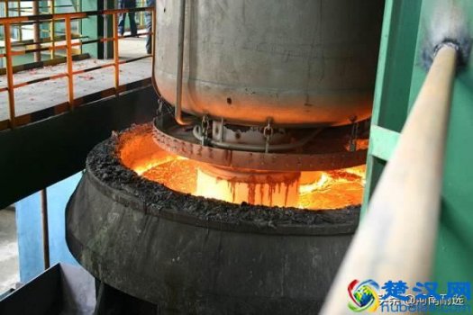  镁铬砂多少钱一吨，镁铬砖理化指标